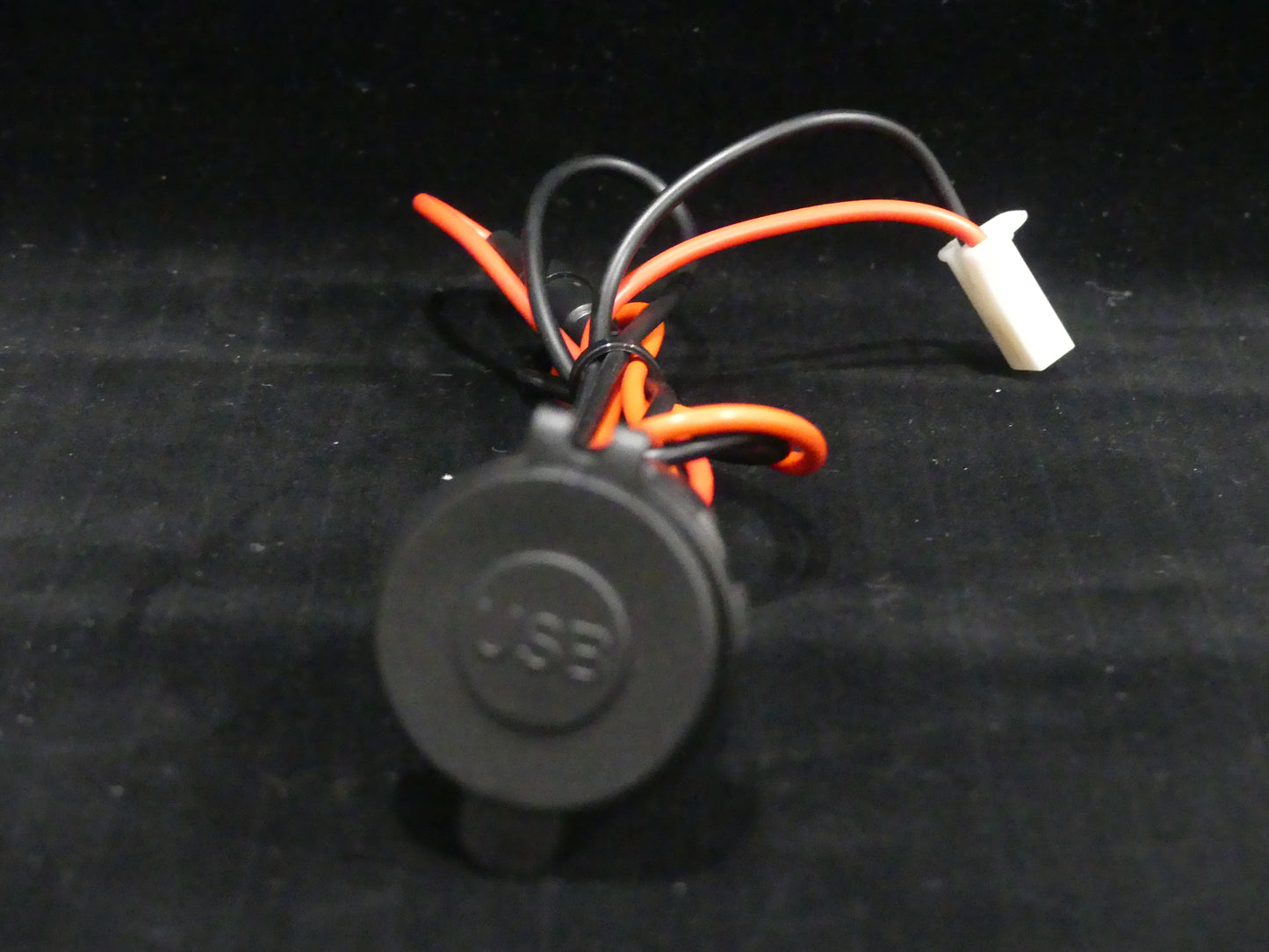 Dual USB charger (12v accessory)