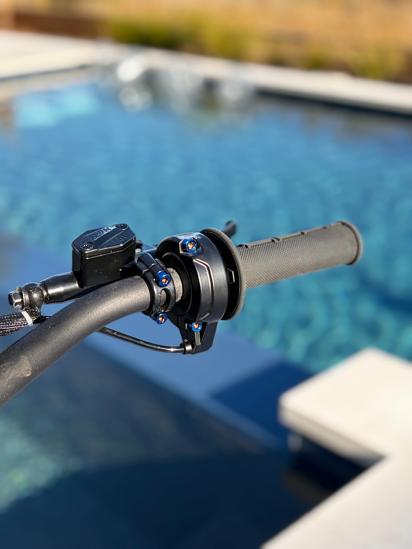 Yozma IN10 Grade 5 Cockpit Titanium