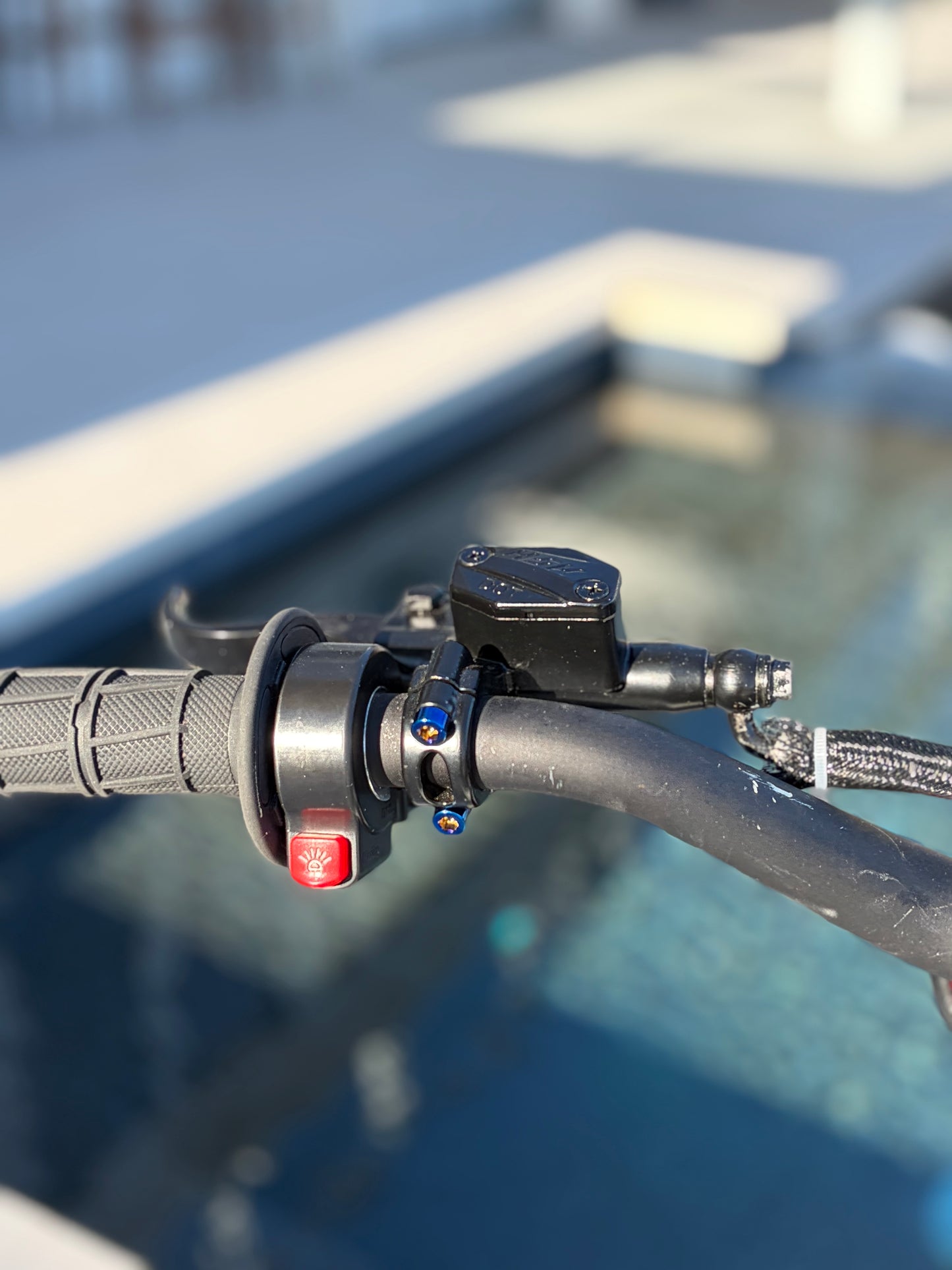 Yozma IN10 Grade 5 Cockpit Titanium